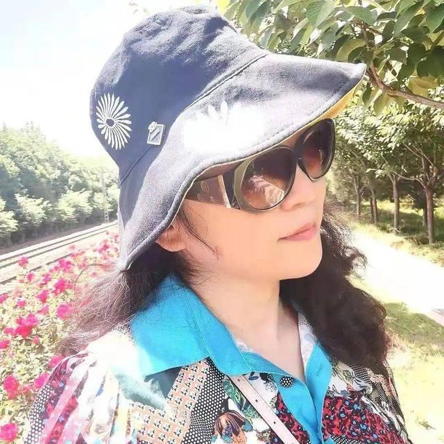 徐州工程机械展郝纯纯