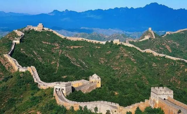 日本的镇魂塔下压着中国238块石头，许多来自长城，至今拒不拆除