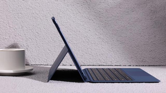 华为MateBook E二合一形态随需而变，随时随刻高效办公