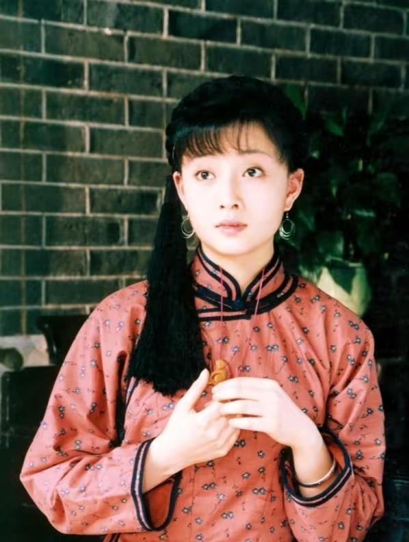 《人世间》女星状态大不同！殷桃零瑕疵，宋佳显老，靳东初恋惊艳