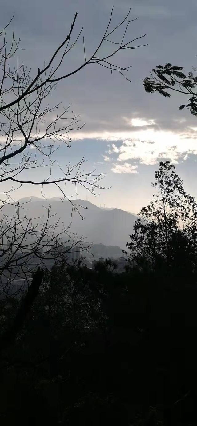 雲彩下的山城系列（三）