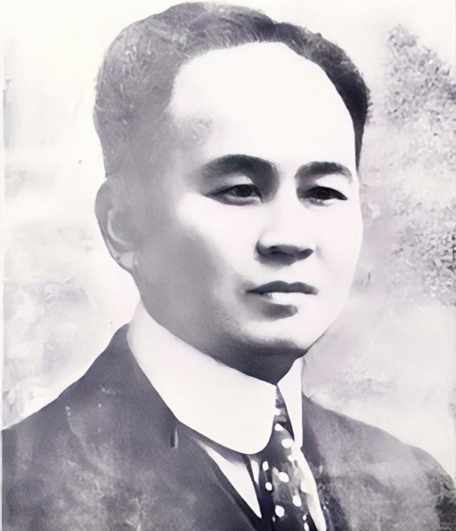 毛主席年轻时请教胡适问题被拒绝，多年后主席说：没人听我说土话