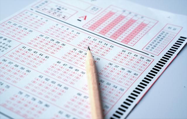 专四推迟后有学校通知：推迟四六级考试！请珍惜四六级考试机会