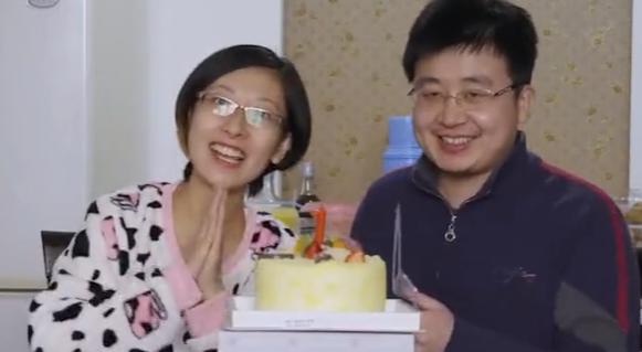 女博士查出癌症，丈夫劝她引产，她却说：孩子在动，我感觉到了