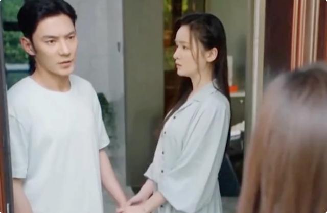 《请叫我总监》原著：怀孕打胎，被养废，尤琪的前半生，太荒唐