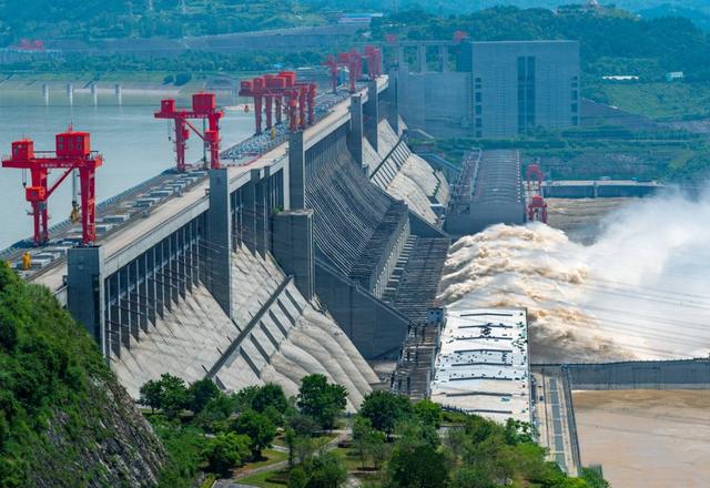 三峡“钉子户”张秉爱：全村搬迁就她不走，她有何苦衷？