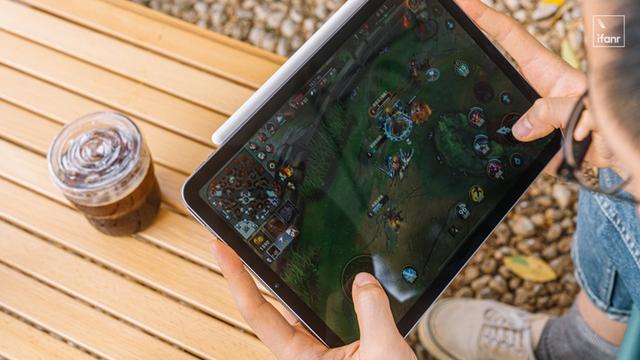 「首发」新 iPad Air 体验：标配满血版的 M1，是苹果最大的杀手锏