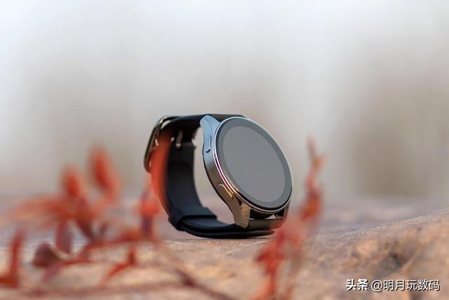 摆脱手机缚束，让运动更自由，vivo WATCH 2智能手表评测