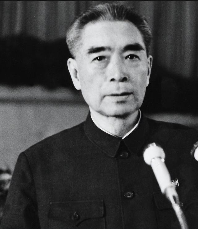 周恩来去世之前，给毛主席的最后一封信，都写了什么？