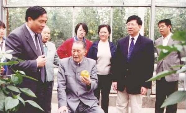 51年一女同志赴山西寻找失联12年长女：我是张文，我丈夫是洪学智