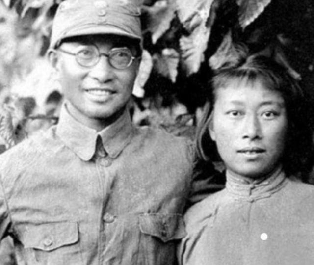 1951年陈赓从朝鲜回国，受邀参加舞会，过程中突然大喊“救命啊”