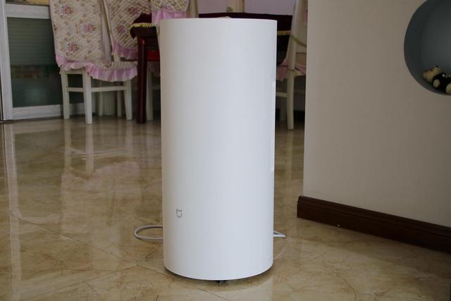 小米推出千元级除湿机新品，超大水箱还带三种智能工作模式
