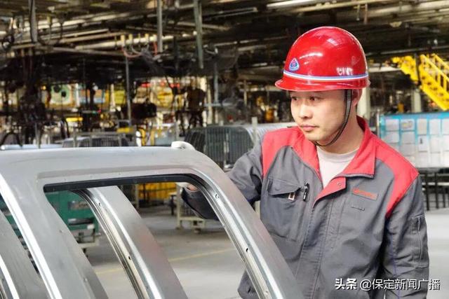 弘扬劳模精神 争做时代先锋 | 谢晓星：装配线上练功夫
