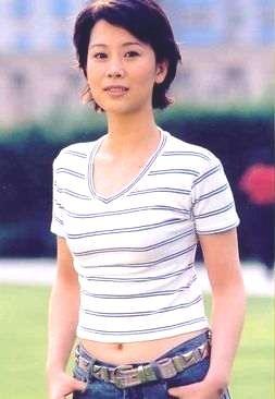 “野蔷薇”海清，25岁隐婚生子，嫁初恋20年，被宠成幸福阔太太