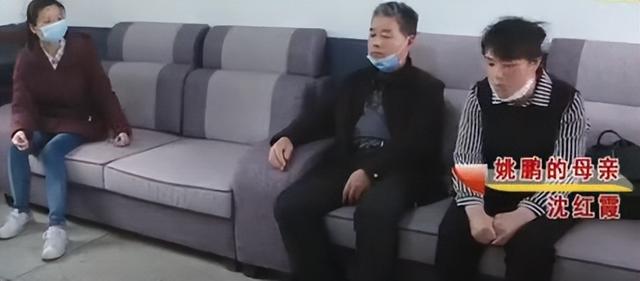 2019年，94年小伙新婚仅9个月就上吊自杀，3张银行卡余额不足15元