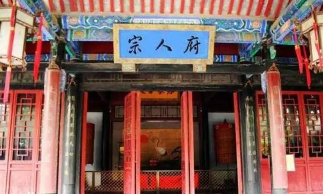 胤祹：父亲在位61年，母亲活了97岁，手握大权不夺嫡，他才是赢家