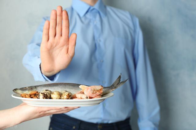 孙燕院士研究癌症60年，劝告：尽量别吃这3种食物，了解一下
