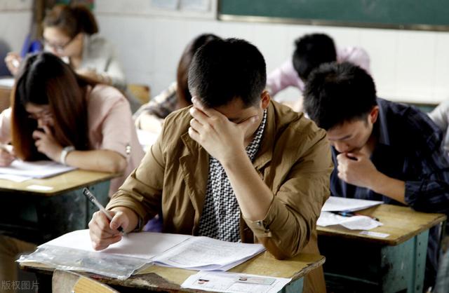 高考倒计时两个月，高三学生怎样做，能稳步提高成绩，赢在高考？