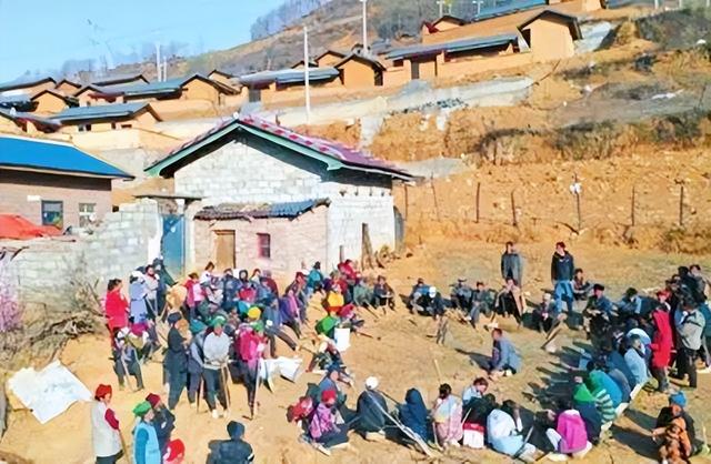 辽宁皇族村：村民是满清皇室正牌后裔，生活起居仍保留当年习惯