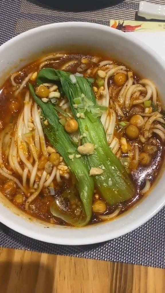 美国滑雪小姐姐在中国的最后30分钟！边说边哭：我舍不得走