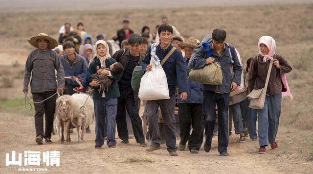 ���µĹ�װ���Ӿ�2020����(2021��������10�������磺��׸��������8����1������Ϊ��������)