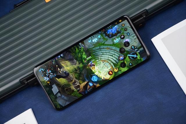 曝高屏占比红米Note12 Pro，Note11加速沦为弃机，福利满满