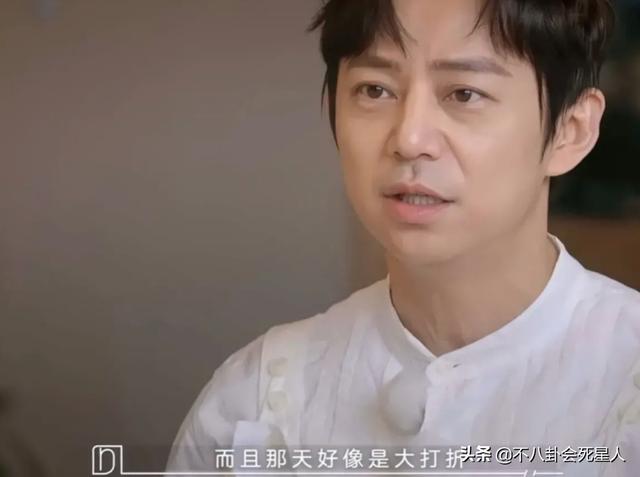 “假冻龄男神”被揭穿，脸肿、僵硬、笑不出来，钟汉良尤其明显