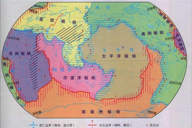 埃特纳火山突发猛喷！烟柱直冲1万米，是何原因？危害或超汤加