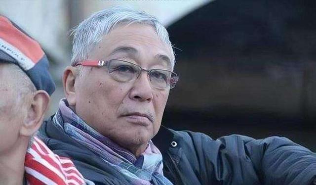 曾江死因曝光！家人送药被防疫酒店截停，敲门15分钟无人应已死亡