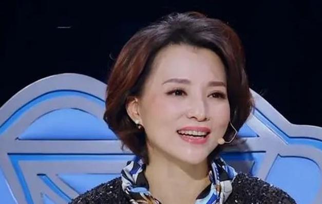 董卿富豪老公失联破产，赴美生子跌落神坛，如今小两口怎么样了？