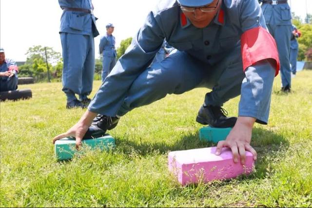 100人左右的团建