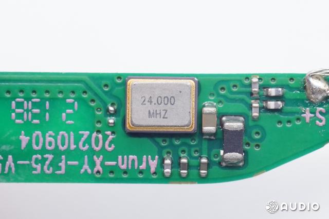 浅入耳式设计，5.1蓝牙芯片，联想thinkplus Liveods LP40拆解报告