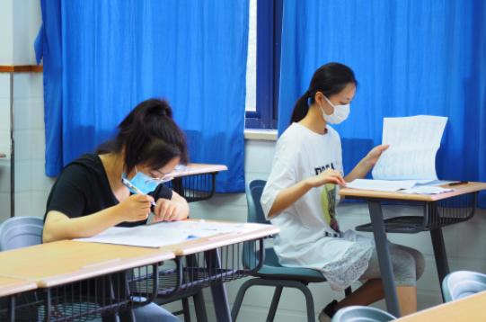 国家电网或现“离职怪象”，大学生们努力上岸后，为何又不珍惜了