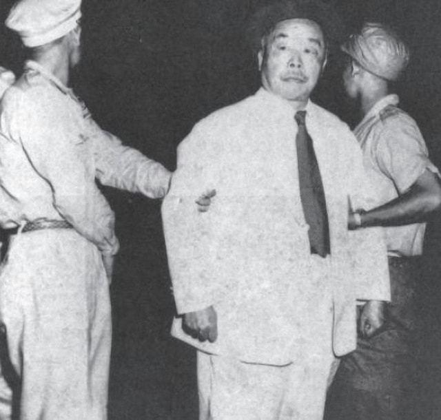 1950年耿飚回湖南老家，恰巧碰到陈明仁：还记得当年的赌约吗？