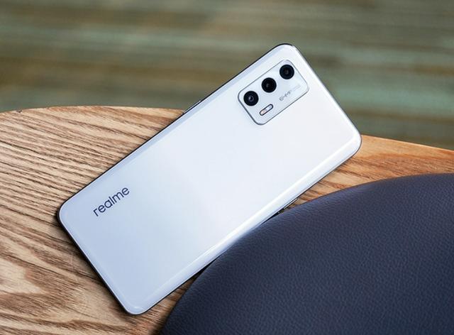 最便宜的3款12GB+256GB手机，优缺点不同，价格都在2000以内
