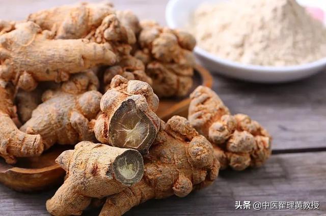 几种助于清理血管的食物，每天吃一点，让你离血栓更远一步