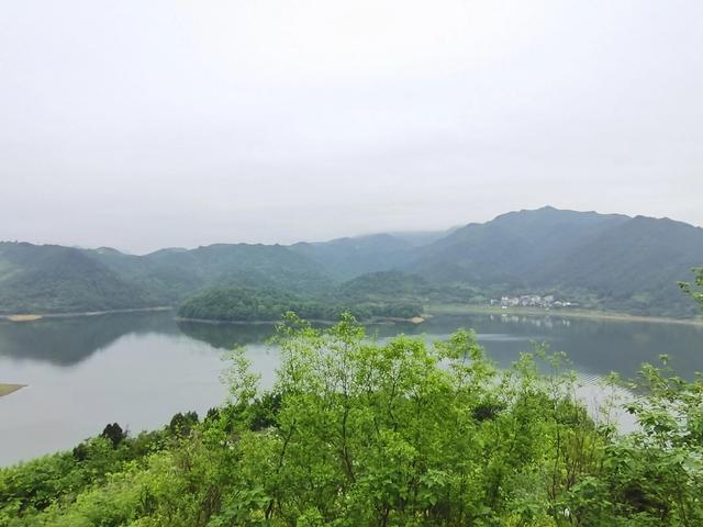 2022年4月28日