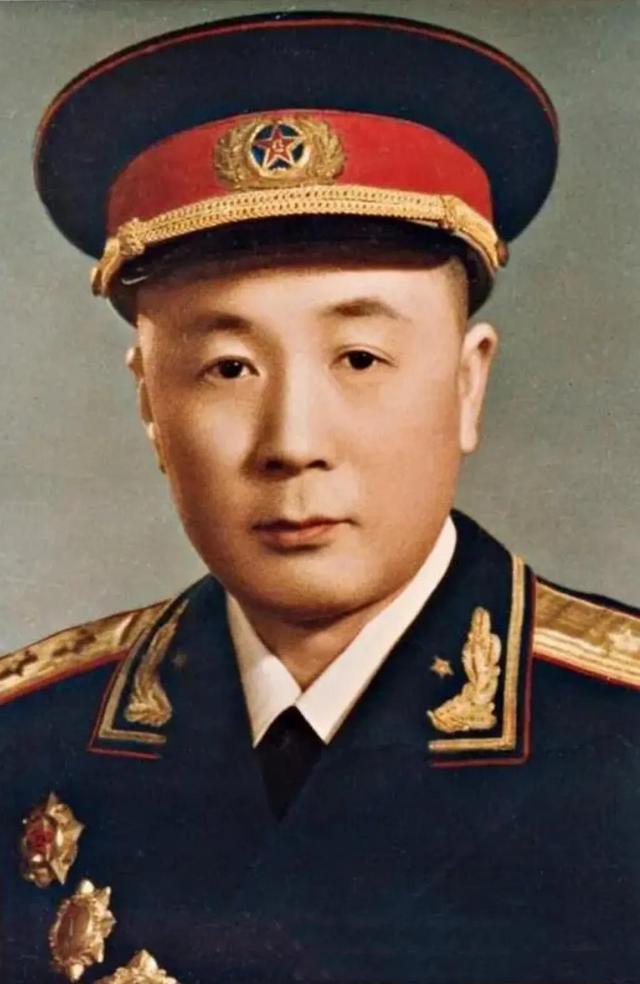 1955年首次授衔,177名中将时任职务简述,附各自戎装照片