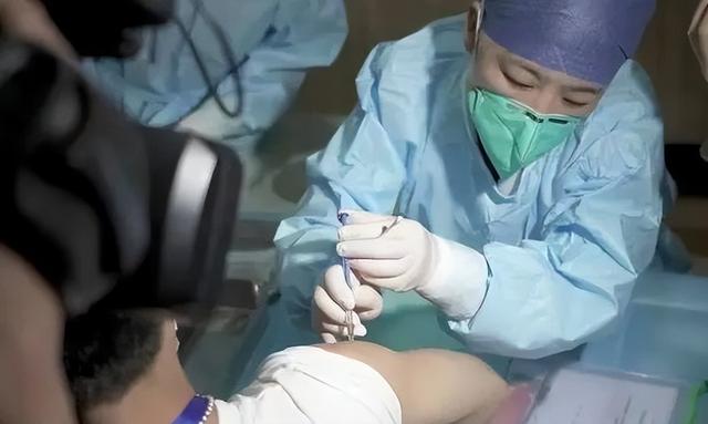 郑州新增3例确诊/郑州发布71号、72号通告/今日郑州8城区全员核酸/郑州调整航空港区部分区域防控管理