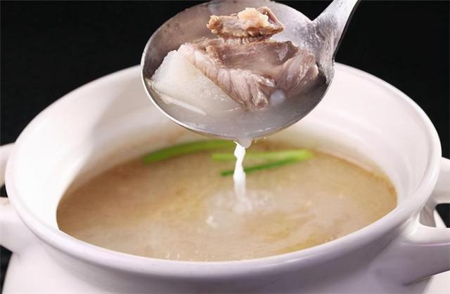 “高胆固醇”被发现，猪肉不在其中，预防脑梗，尽量少吃几种食物