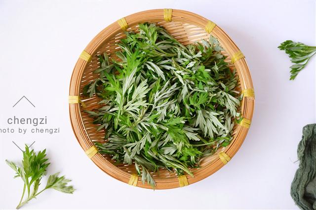 清明前后，碰到这菜别手软！一次多囤些放冰箱，从春吃到冬特省事