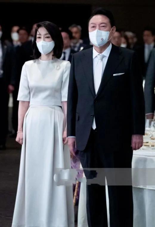 韩国新晋第一夫人终于“藏”不住了，她的故事远比你想象的要精彩