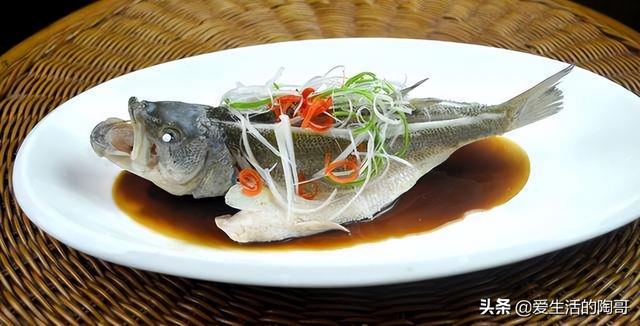老一辈讲究：立夏食2肉，吃2菜，喝2茶，忌2样，少生病，健康过夏