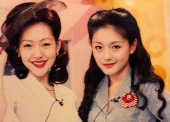 大S妈妈：丈夫不忠婆婆刁难，独自养育仨女儿，今女儿是我的骄傲