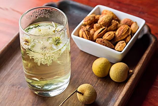 冬季，喝这6种茶最有益