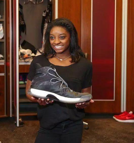 ����˭�ĽŴ�(NBA���˴�ŷ�4��Ʒ����Ҧ��53��A����������S������SSS�ж��ͣ�)