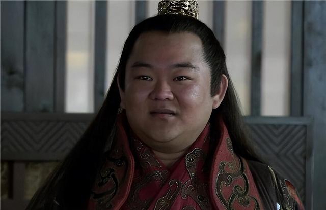 刘禅投降后写下3字，司马昭放弃杀他，百官不解，司马昭：倒着读