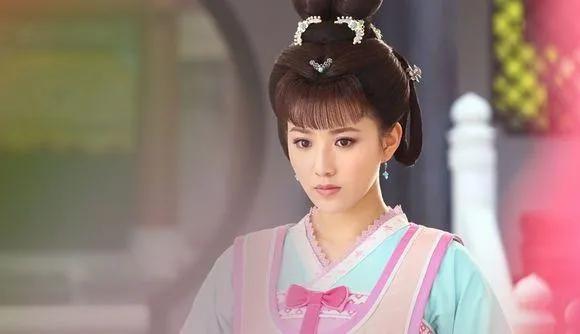 她开创了唐朝的“梅花妆”，一身才气征服武则天，却死在乱刀之下
