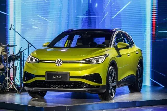 各家新能源车企排队发布11月销量，目前已确定8家车企月销破万辆