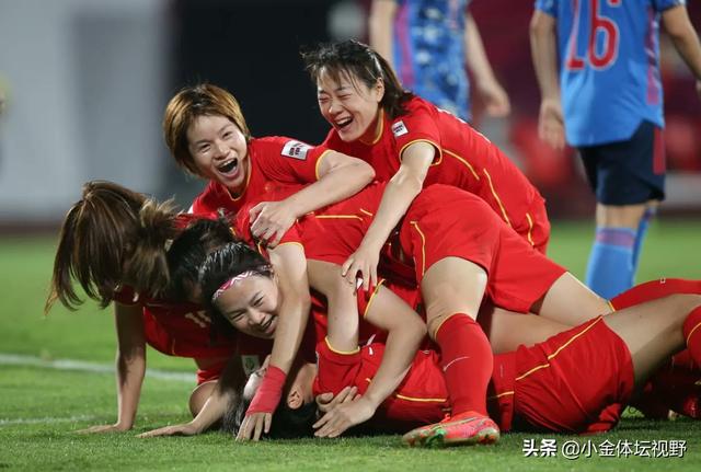 别再印象流了！女足收入已达世界前列，喜获10年10亿赞助